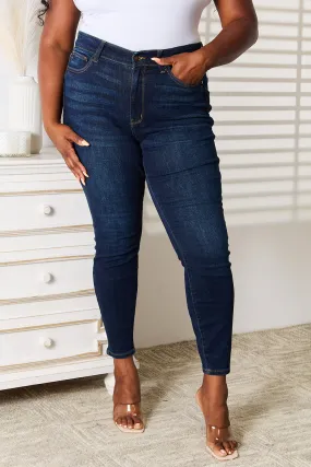 *APP EXCLUSIVE* Judy Blue Skinny Jeans with Pockets