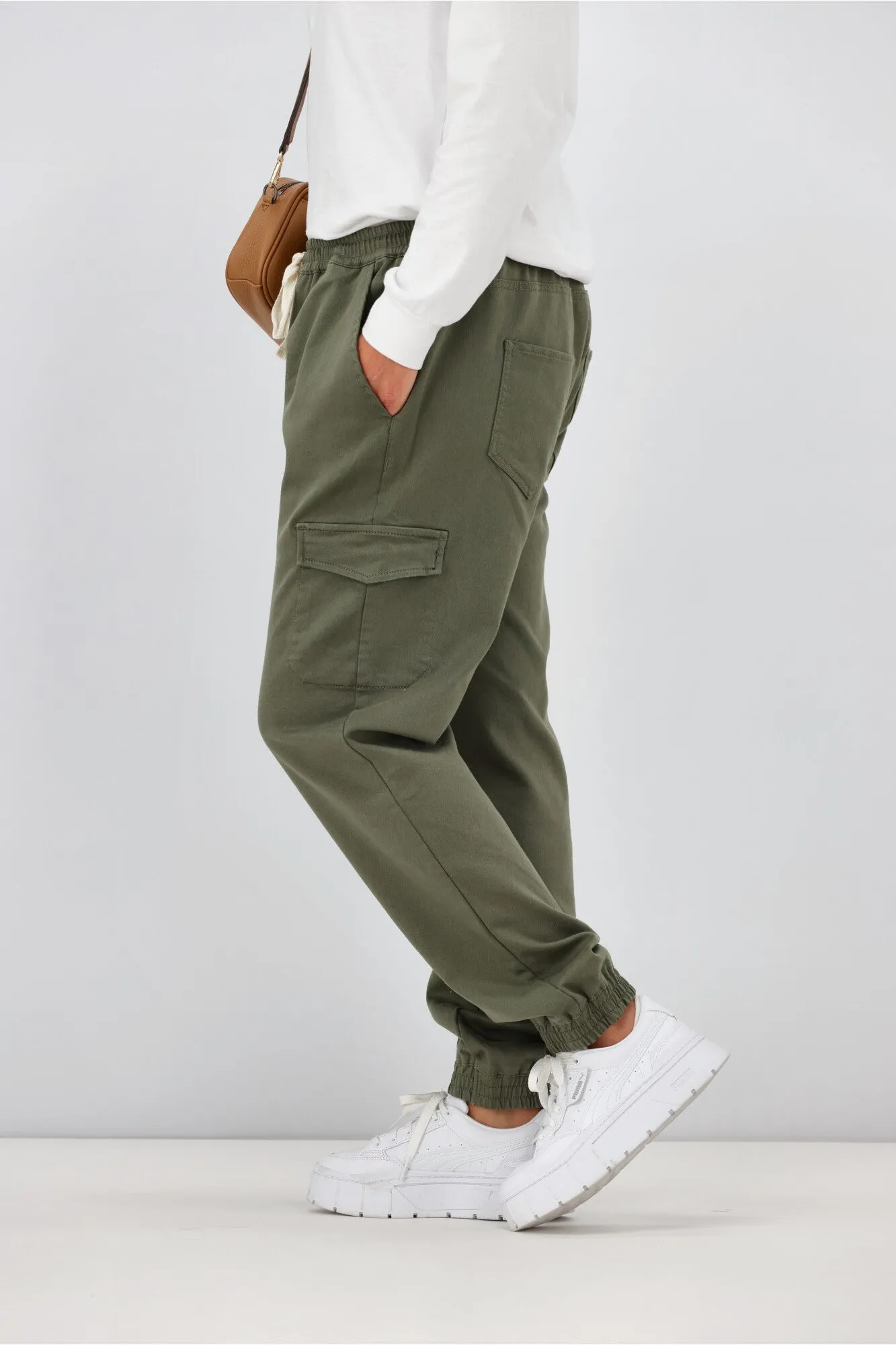 Betty Basics Connecticut Cargo Jean Khaki