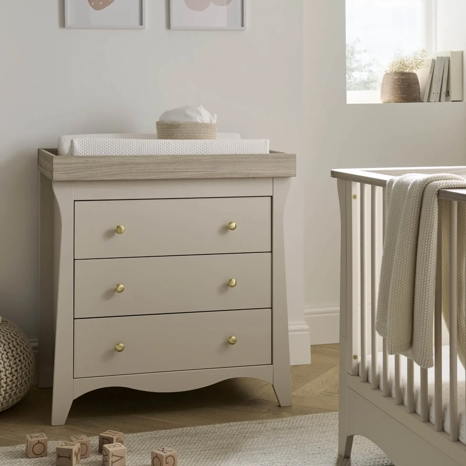 CuddleCo Clara 3 Piece Nursery Room Set in Cashmere