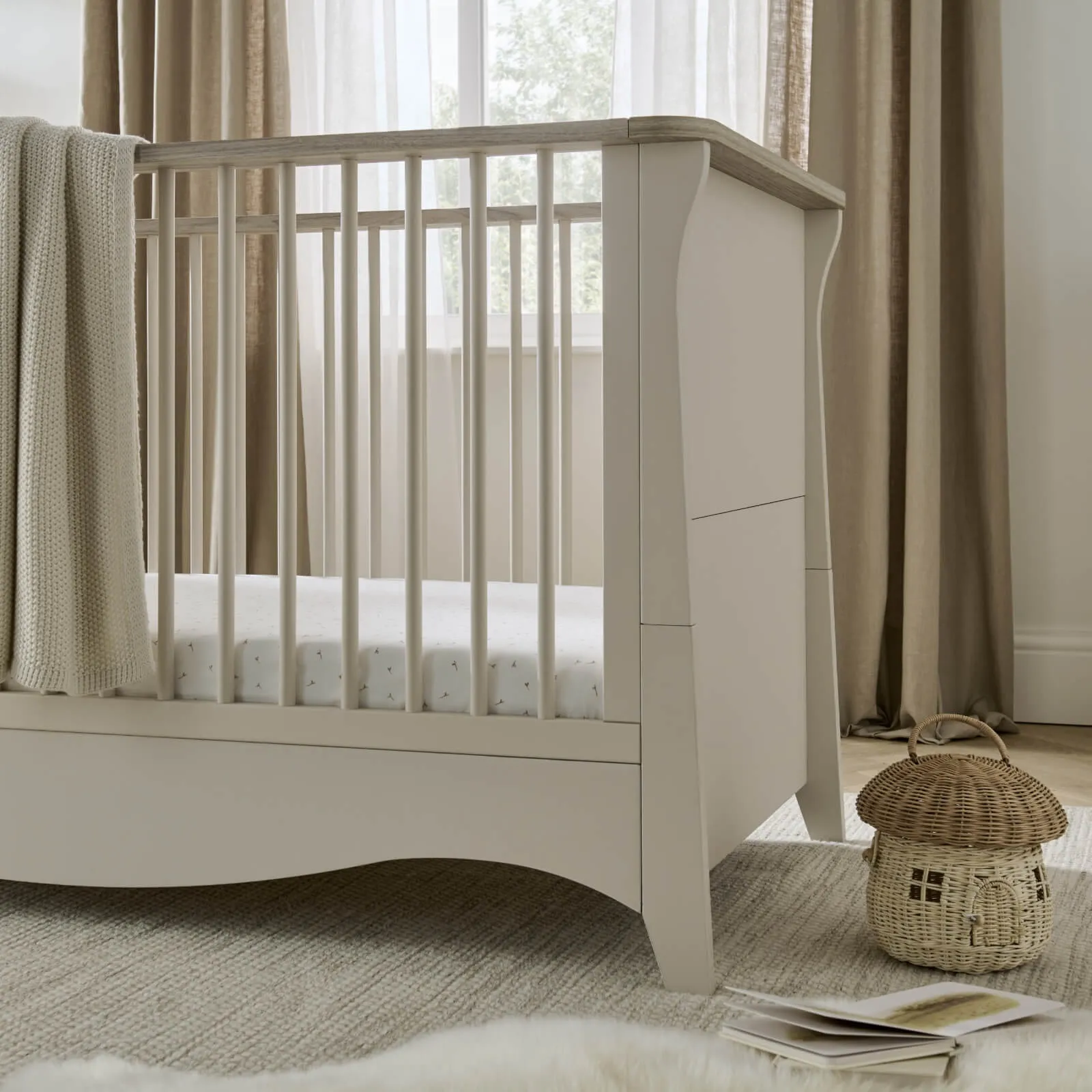 CuddleCo Clara 3 Piece Nursery Room Set in Cashmere