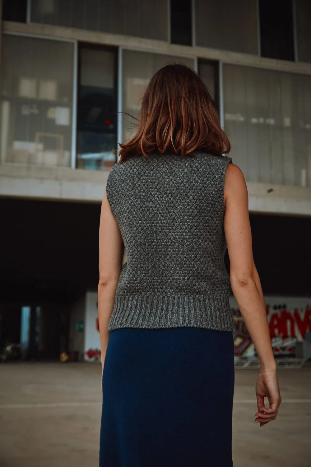 MAIA Sleeveless Sweater in Merino Wool - Ash Grey