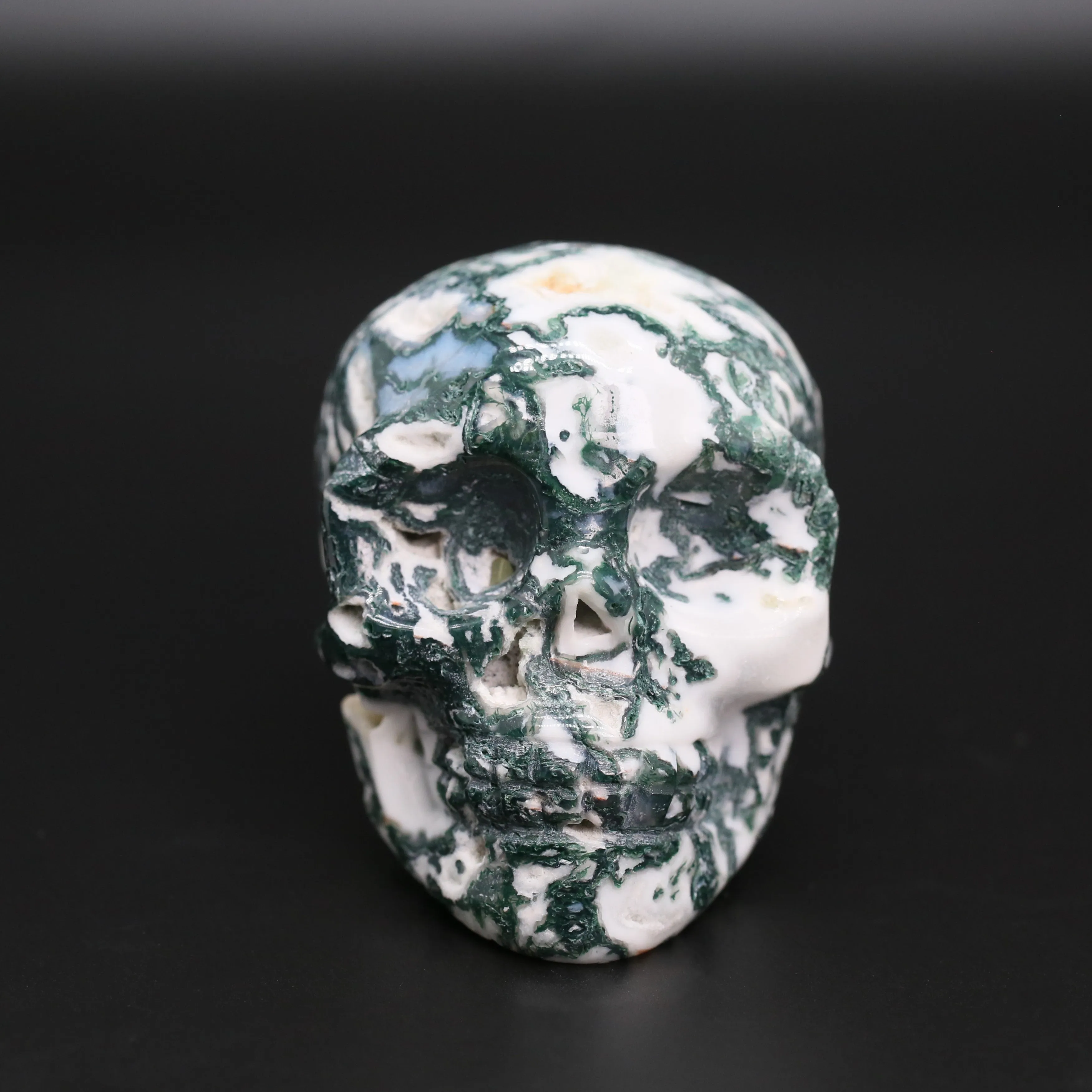 Moss agate skull